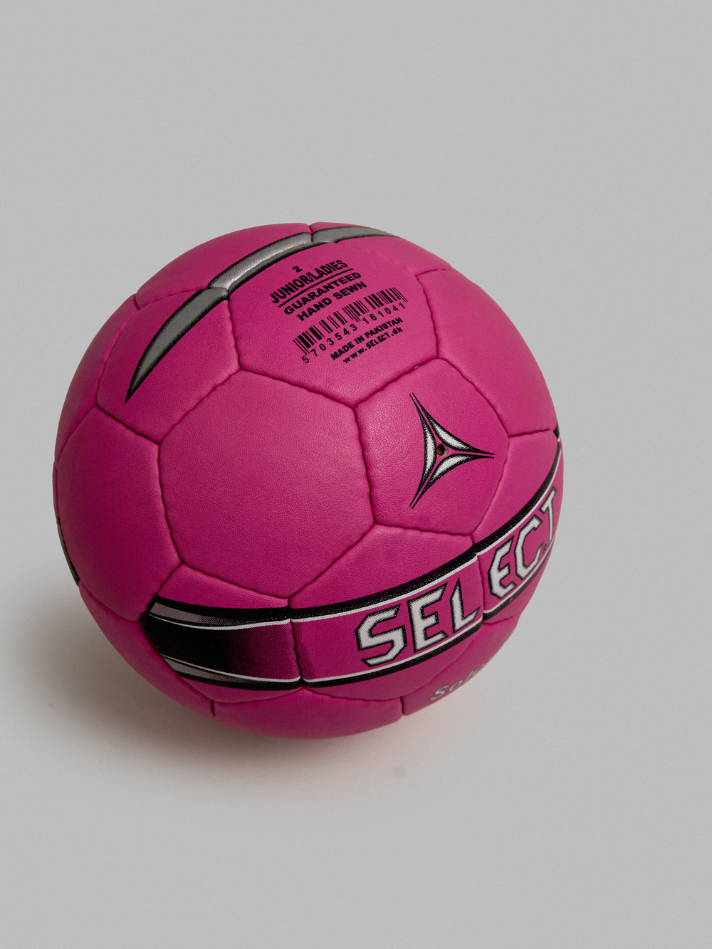 Мяч гандбольный Select Solera IHF р.2 — изображение 3