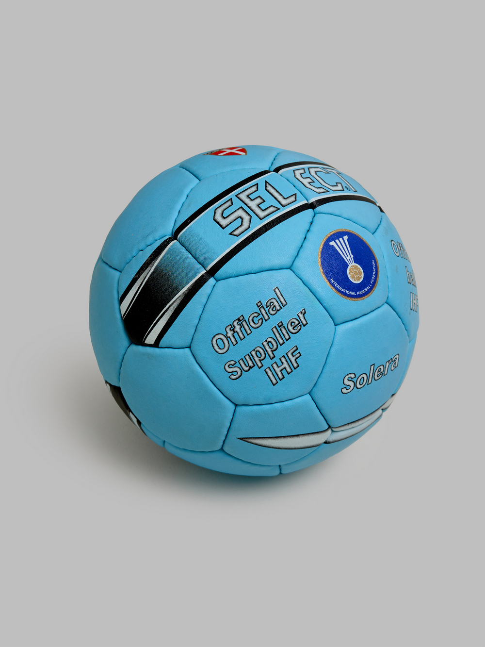 Мяч гандбольный Select Solera IHF р.3